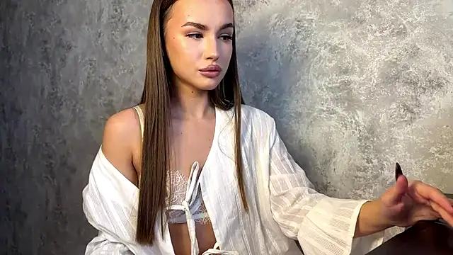 LushMira online show from November 2025 07:43:02 AM