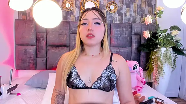 PatyLawrence online show from November 2025 01:55:02 AM