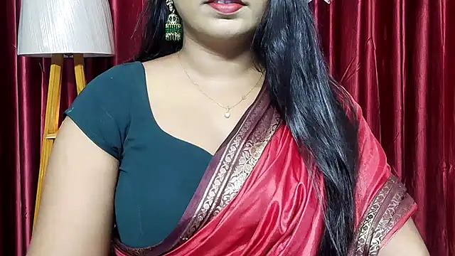 Webrowncouple online show from October 2025 08:04:02 AM