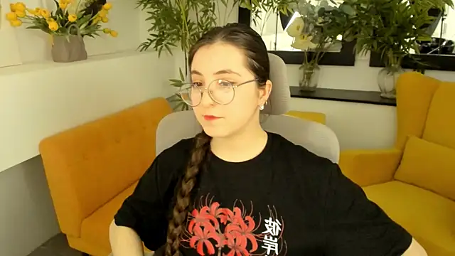 VirtuallVoyant online show from November 2025 04:56:02 AM