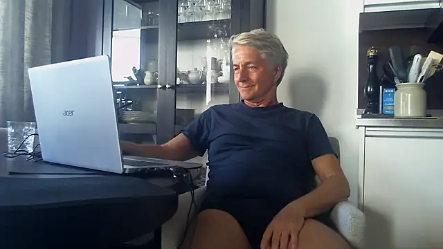 Swegay12-Exhi online show from April 2026 01:50:01 PM