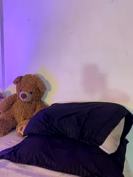 cam11 07 online show from October 2025 09:26:02 PM