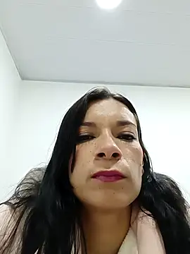 Snapshot of kim_lebanon chatting on December 2025 09:15:01 AM kim lebanon online show from December 2025 09:15:01 AM