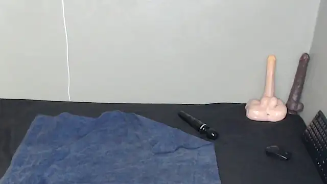 Snapshot of TrishahXo chatting on February 2026 02:20:02 AM TrishahXo online show from February 2026 02:20:02 AM