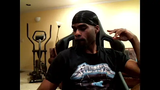 Snapshot of james421__ chatting on February 2026 05:01:01 AM james421 online show from February 2026 05:01:01 AM