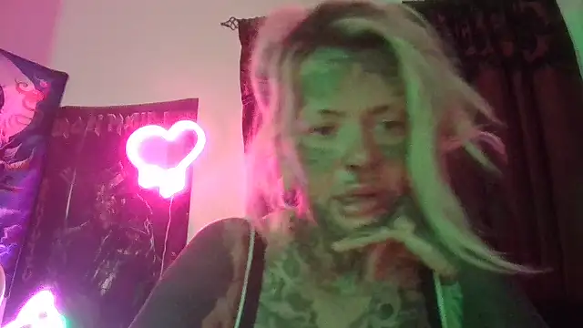 thedragonqueen online show from September 2025 04:51:02 PM