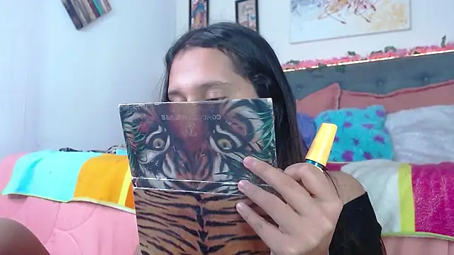 valentini villa online show from October 2025 07:41:01 PM