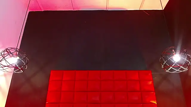 Lilih golden online show from November 2025 12:38:02 PM