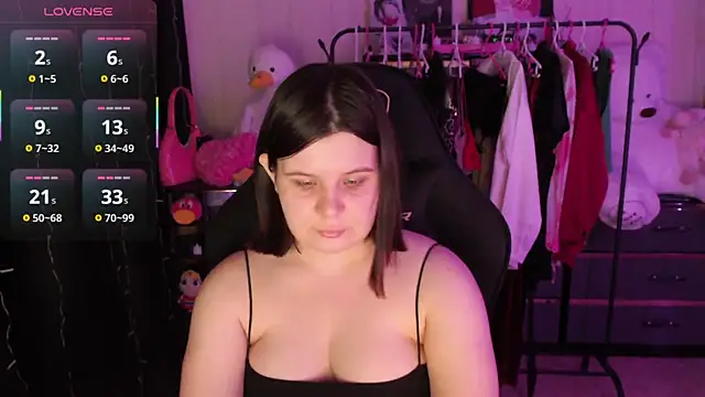 Snapshot of AmyVibess chatting on April 2026 08:11:01 PM AmyVibess online show from April 2026 08:11:01 PM