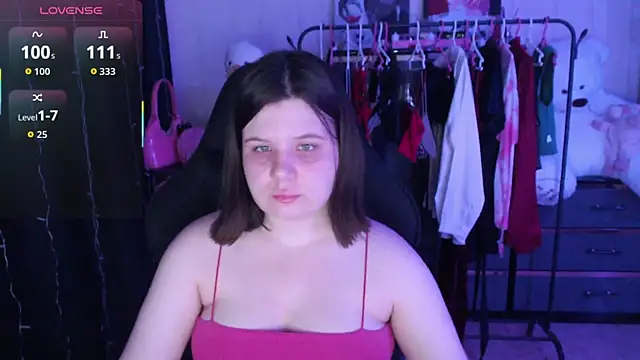 Snapshot of AmyVibess chatting on May 2026 06:05:01 PM AmyVibess online show from May 2026 06:05:01 PM