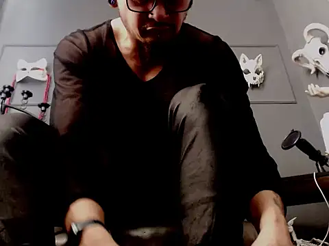 Snapshot of zain_kreigger chatting on November 2025 01:20:01 PM zain kreigger online show from November 2025 01:20:01 PM