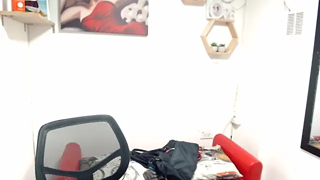 DIVAX MONSERRAT online show from February 2026 10:49:02 AM