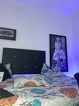 Luke Stone online show from October 2025 06:08:02 PM