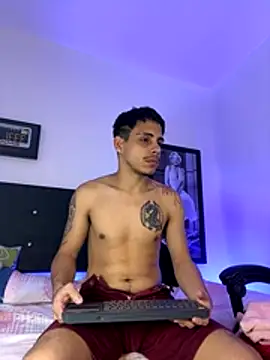 Luke Stone online show from November 2025 06:19:01 PM