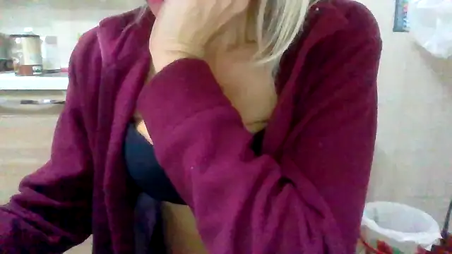 Kelly80 online show from October 2025 03:06:01 AM