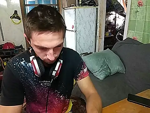 Snapshot of Alexilon chatting on September 2025 10:04:02 AM Alexilon online show from September 2025 10:04:02 AM