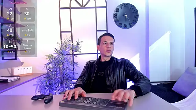 Snapshot of Dustin_Sonne chatting on September 2025 03:43:01 AM Dustin Sonne online show from September 2025 03:43:01 AM