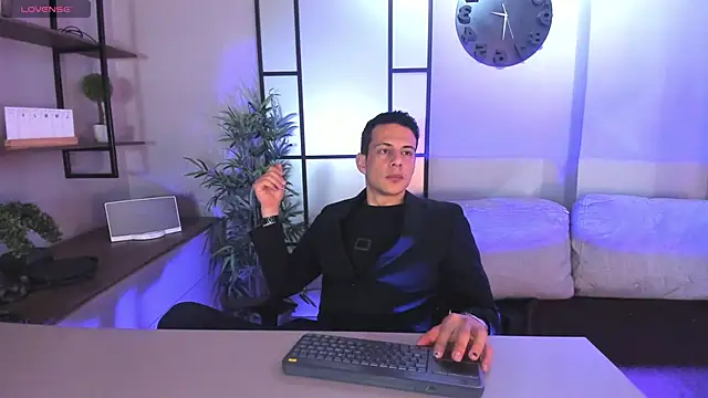 Snapshot of Dustin_Sonne chatting on November 2025 03:50:02 AM Dustin Sonne online show from November 2025 03:50:02 AM