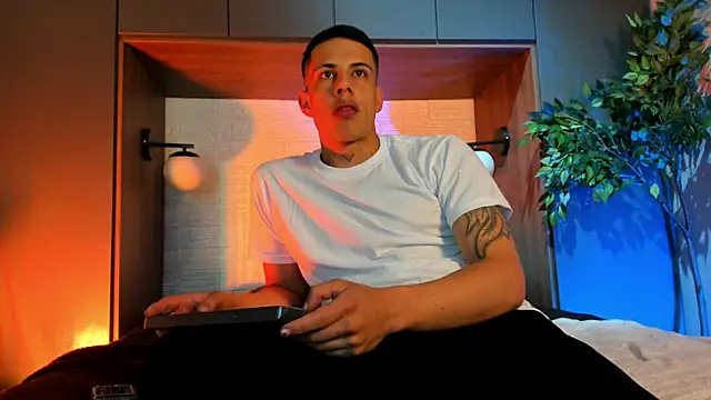 Dustin Sonne online show from January 2026 03:43:01 AM