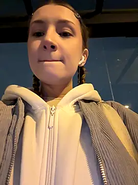 katexxxx online show from November 2025 05:57:02 PM