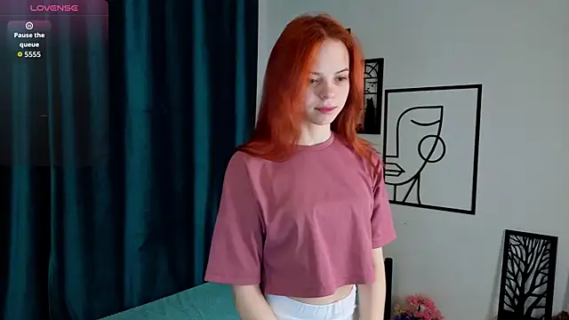 Snapshot of SynnoveBann chatting on November 2025 01:11:01 AM SynnoveBann online show from November 2025 01:11:01 AM