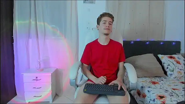 ThiagooJames online show from January 2026 05:43:01 AM