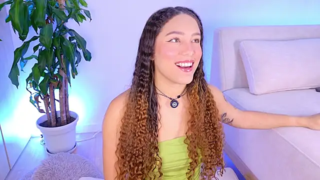 onlyemily  online show from May 2026 01:12:01 AM