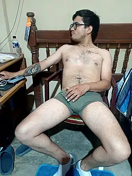 Snapshot of Single_lagunero chatting on May 2026 06:13:01 PM Single lagunero online show from May 2026 06:13:01 PM