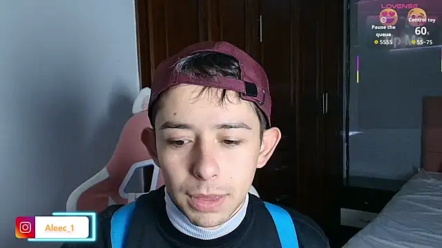 Snapshot of Aleecandrews chatting on October 2025 07:21:02 PM Aleecandrews online show from October 2025 07:21:02 PM