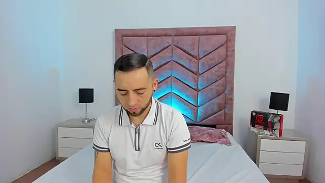 Snapshot of Lushian_ chatting on June 2026 04:13:01 PM Lushian online show from June 2026 04:13:01 PM