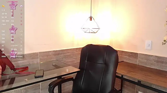 LussieWillow online show from September 2025 12:05:02 PM