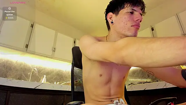 david huge online show from November 2025 01:24:02 PM