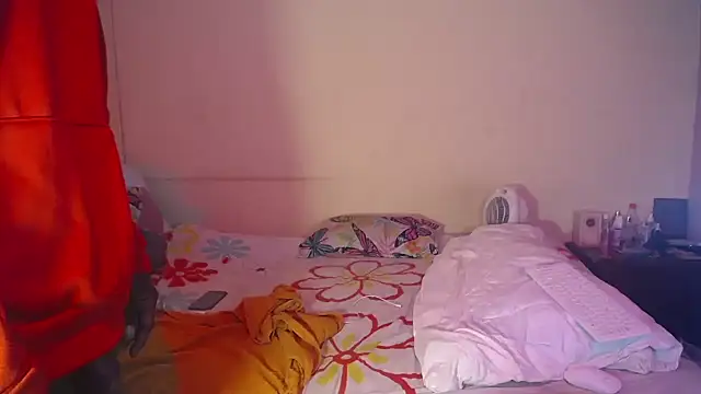 pink 7777 online show from October 2025 06:15:01 PM