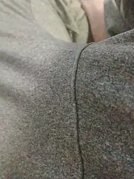 LeoMaduroSP online show from November 2025 03:49:01 AM