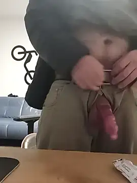 Thompsen1992 online show from September 2025 10:24:02 PM