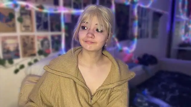 Snapshot of nikoli_naw chatting on September 2025 01:44:02 AM nikoli naw online show from September 2025 01:44:02 AM