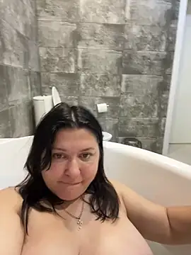 Liza Will online show from November 2025 08:13:02 PM