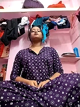 Snapshot of Fun__with__Prity chatting on October 2025 06:19:01 PM Fun  with  Prity online show from October 2025 06:19:01 PM