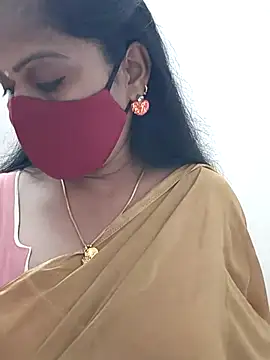 Snapshot of shivani27 chatting on November 2025 01:47:02 PM shivani27 online show from November 2025 01:47:02 PM