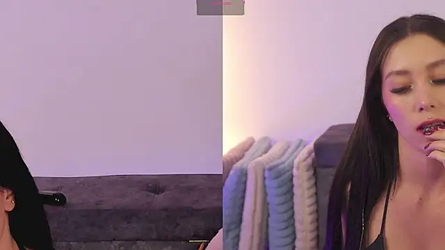 Sky Dark7 online show from November 2025 01:08:02 AM