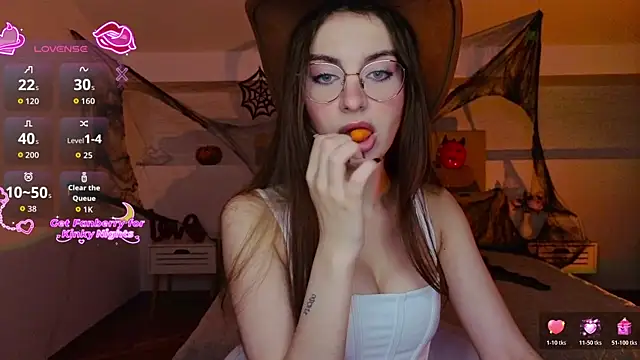 Real cutie1 online show from October 2025 09:11:01 PM