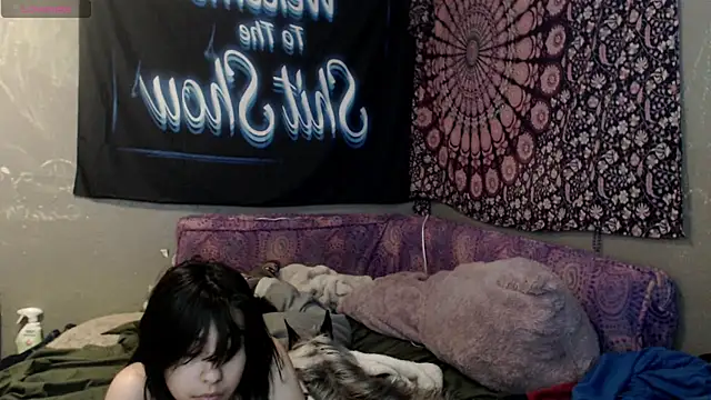 London Ray online show from September 2025 04:06:01 AM