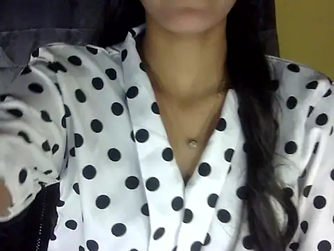 zara Khan0 online show from October 2025 02:03:02 PM