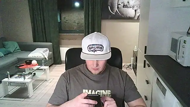 Dartanjanas13 online show from February 2026 05:41:01 PM