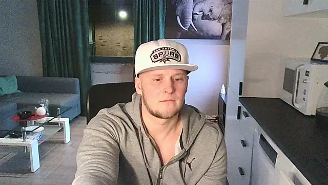 Dartanjanas13 online show from February 2026 08:16:01 PM