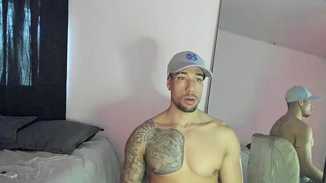 ThiagoLugo online show from October 2025 03:45:02 PM