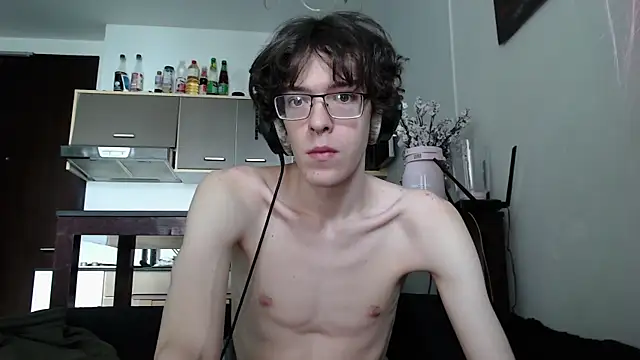 Snapshot of LovesomeCookie chatting on October 2025 08:01:01 AM LovesomeCookie online show from October 2025 08:01:01 AM