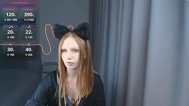 Snapshot of FoxyMira chatting on September 2025 01:25:02 PM FoxyMira online show from September 2025 01:25:02 PM