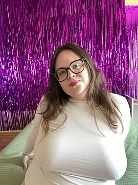 Snapshot of MariaMirabella chatting on June 2026 12:40:01 PM MariaMirabella online show from June 2026 12:40:01 PM