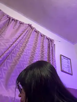 Snapshot of Emily_Taylor2 chatting on May 2026 01:57:16 AM Emily Taylor2 online show from May 2026 01:57:16 AM